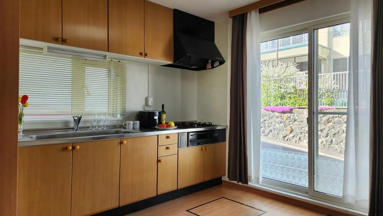 Experience Relaxation In Otaru'S Bungalow 아파트