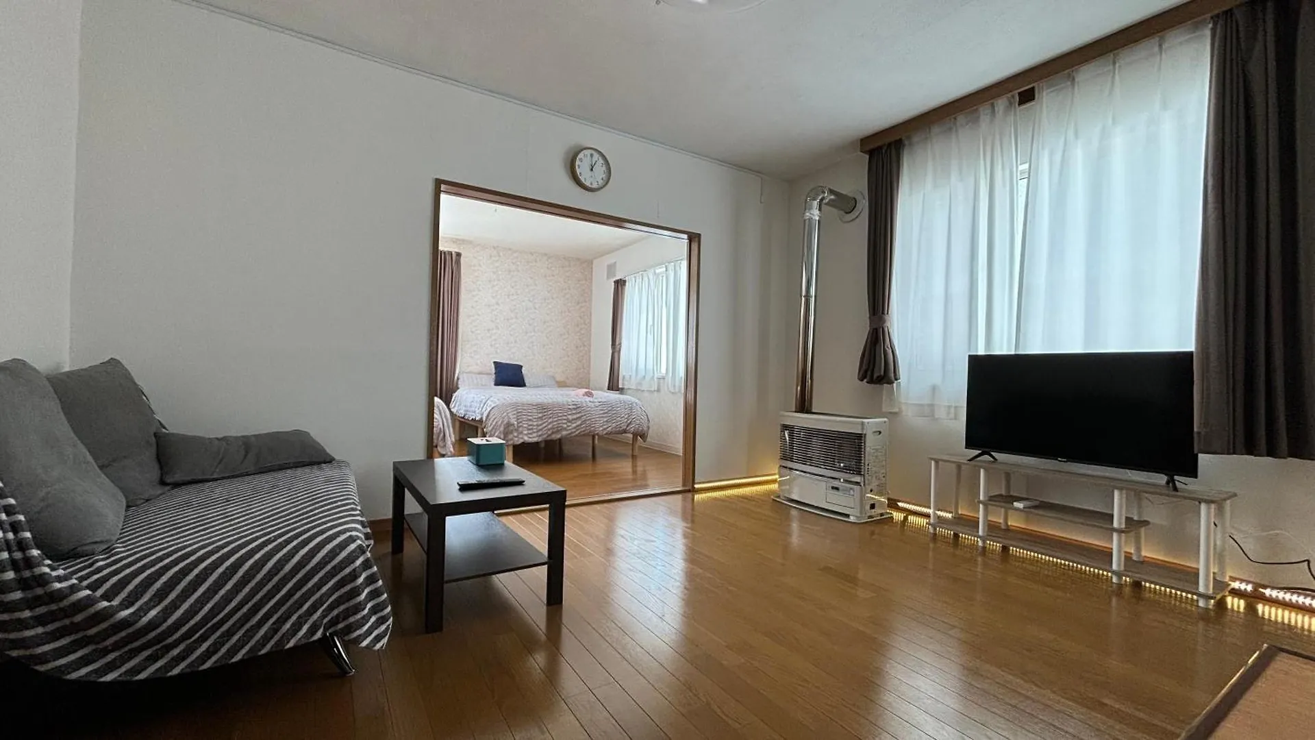 Experience Relaxation In Otaru'S Bungalow 오타루